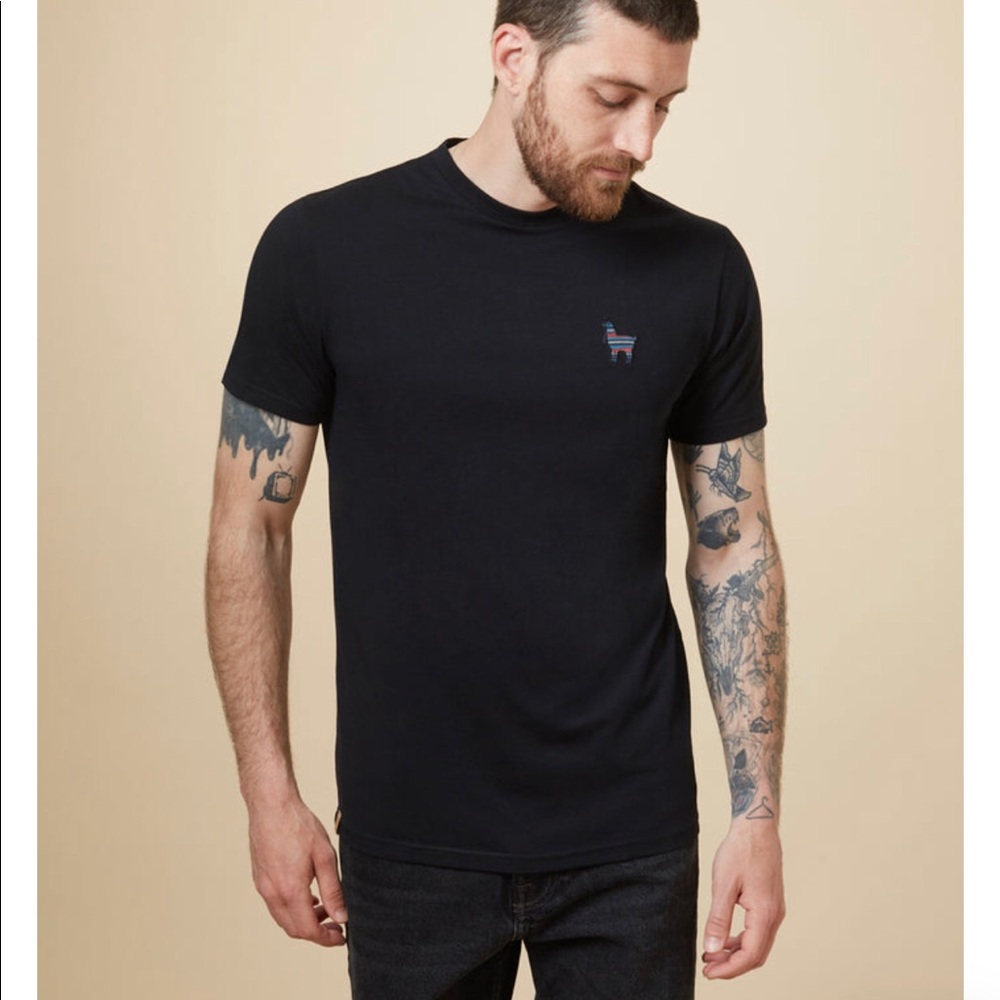 Peru Embroidered Llama T-shirt Men’s XXL